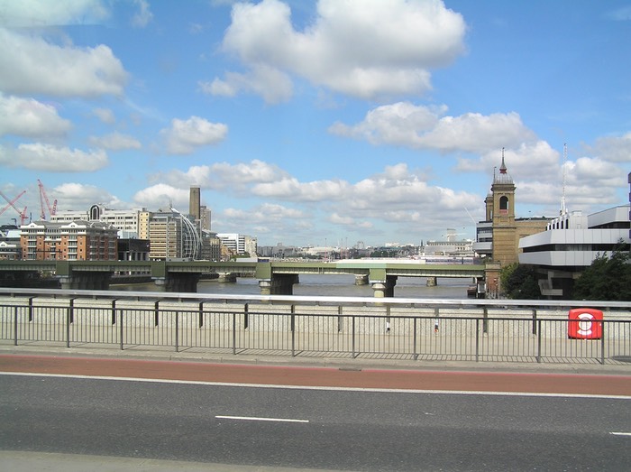 15Bridge Over Thames