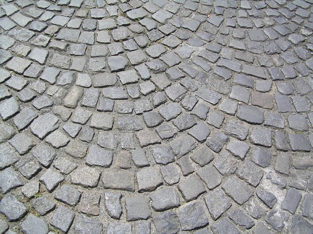 5.Cobblestone Street In St. Emilion