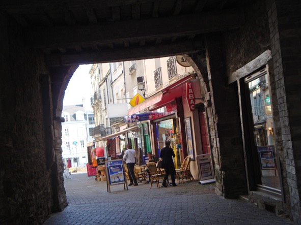 6ChateaubriantStreet